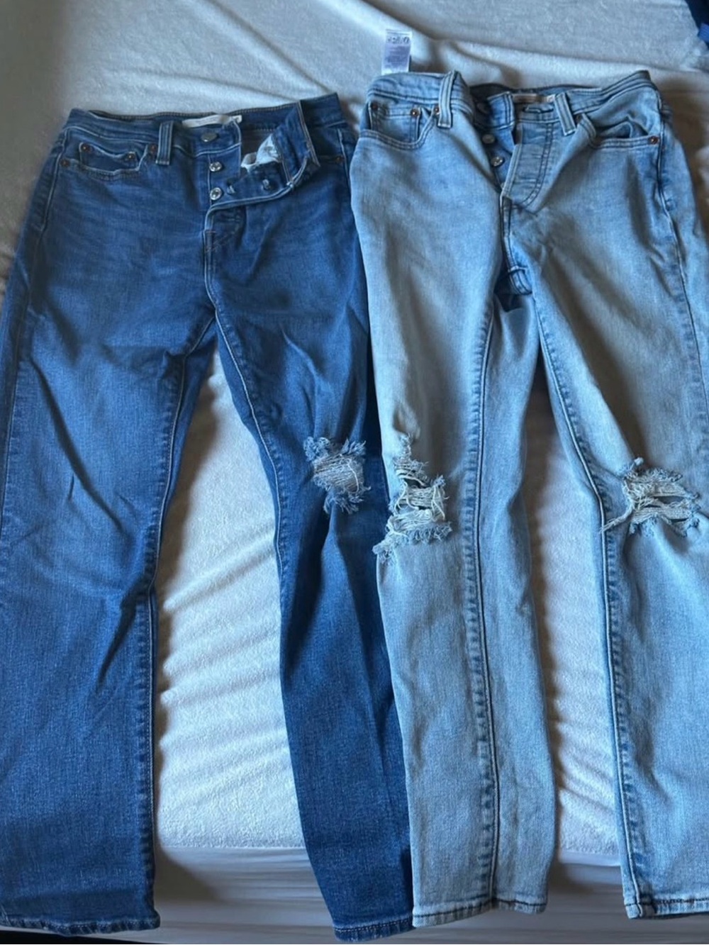 Levi's High-Rise Skinny Jeans - Dark Blue & Light Blue Size 25